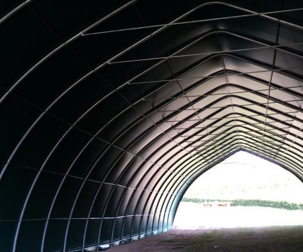 Tunnel de stockage agricole